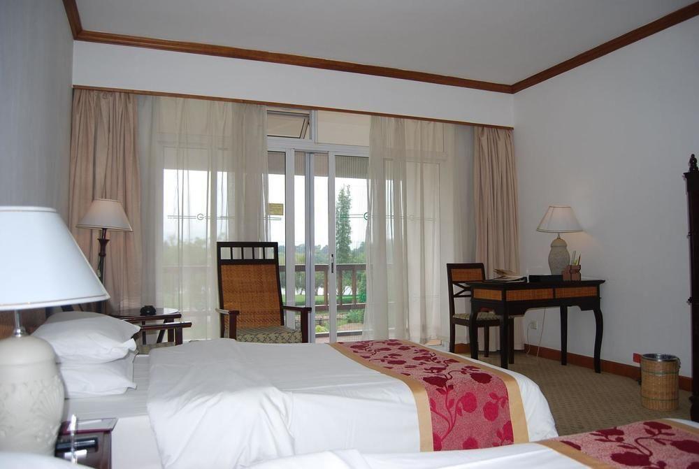 Yunnan Dianchi Garden Resort Hotel & Spa 昆明 エクステリア 写真