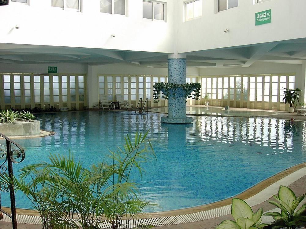 Yunnan Dianchi Garden Resort Hotel & Spa 昆明 エクステリア 写真